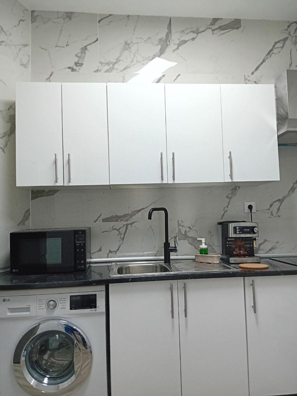 Smart Suite Madrid Eksteriør billede